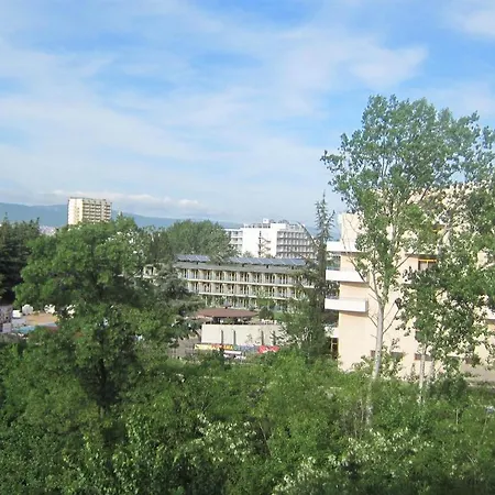 Global Ville Apartcomplex Aparthotel *